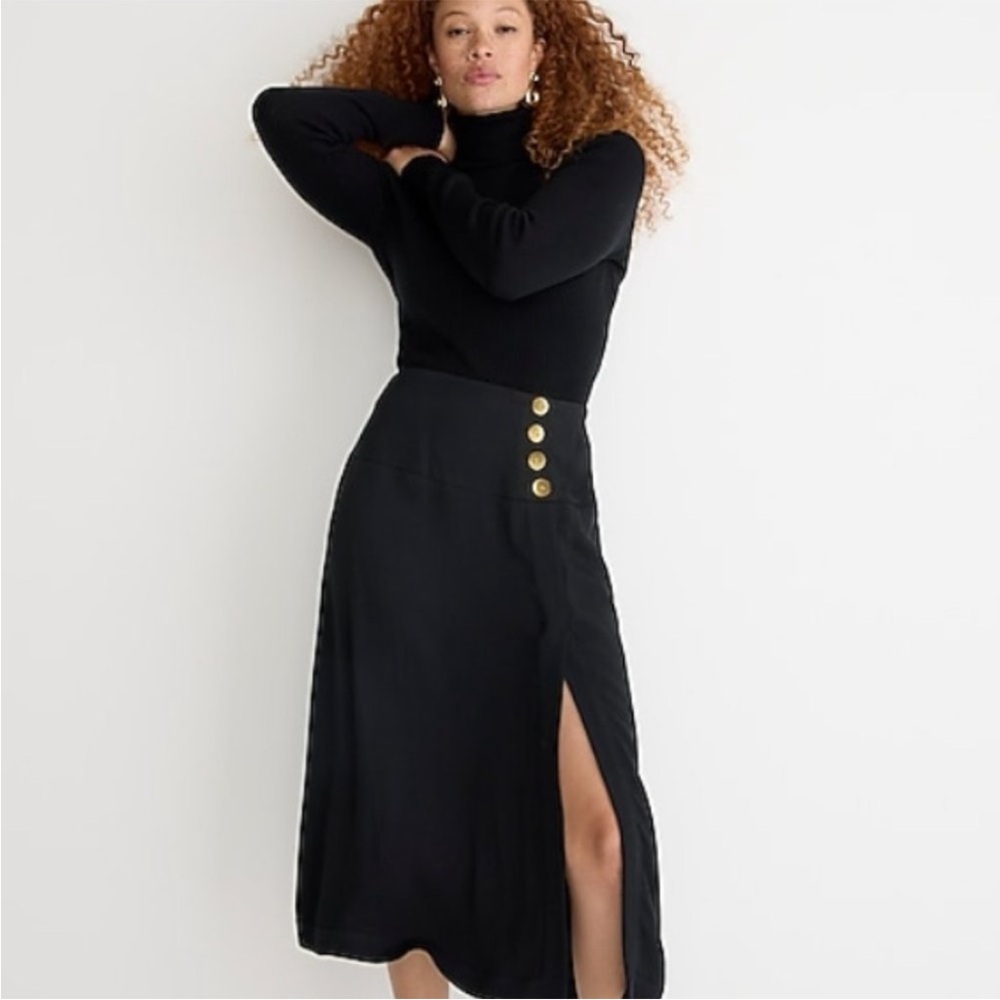 Side-slit crepe midi skirt- size 14- brand new with tags- gold buttons- gorgeous